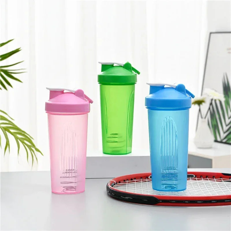 600ml Portable Protein Powder Shaker Bottle Leak Proof Water Bottle for Gym Fitness Training Sport Shaker Mixing Cup with Scale - Sagacia