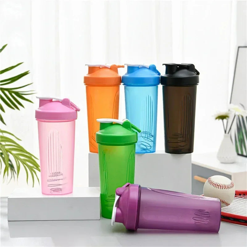 600ml Portable Protein Powder Shaker Bottle Leak Proof Water Bottle for Gym Fitness Training Sport Shaker Mixing Cup with Scale - Sagacia